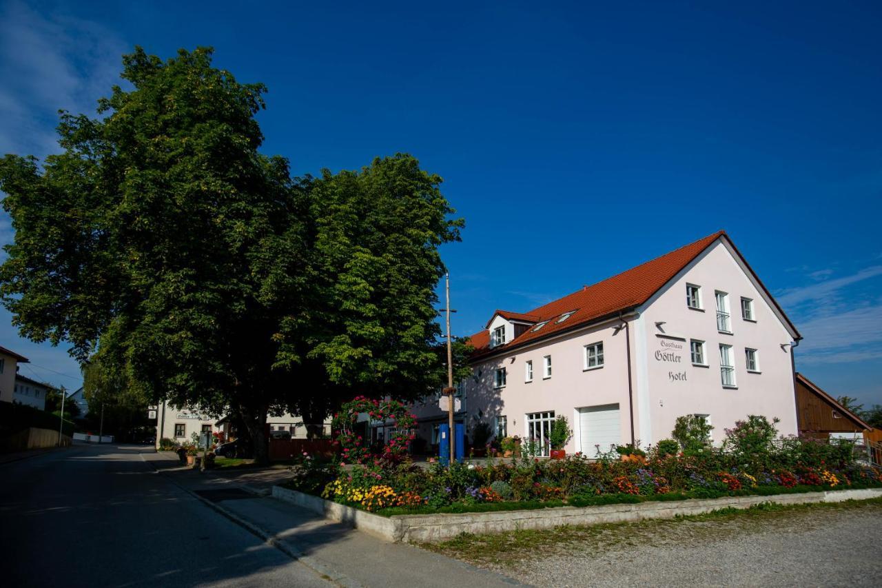 Gasthaus und Hotel Göttler Josef Rumeltshausen Exterior foto